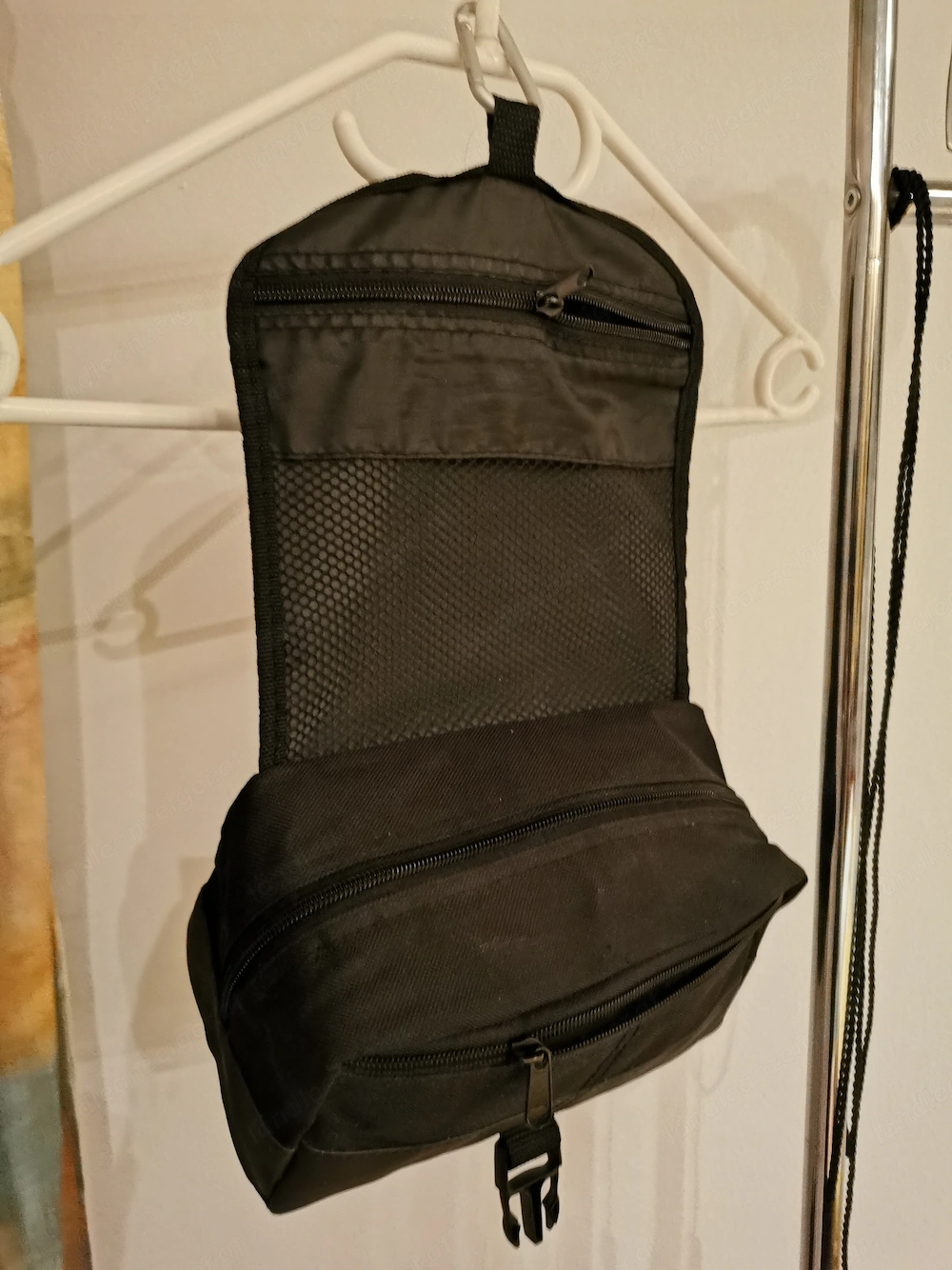 Kulturbag schwarz aufhängbar teils Kunstleder