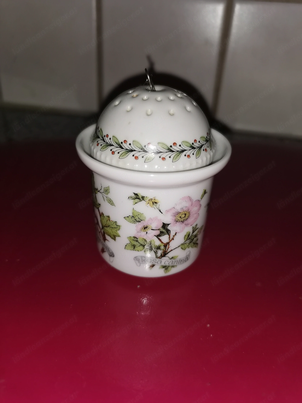 Tee-Ei mit Auffangbehälter Porzellan aufschraubbar Nr. 49 Dekor 