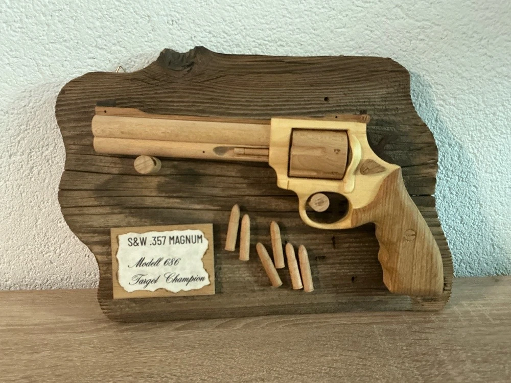 Dekoartikel aus Holz