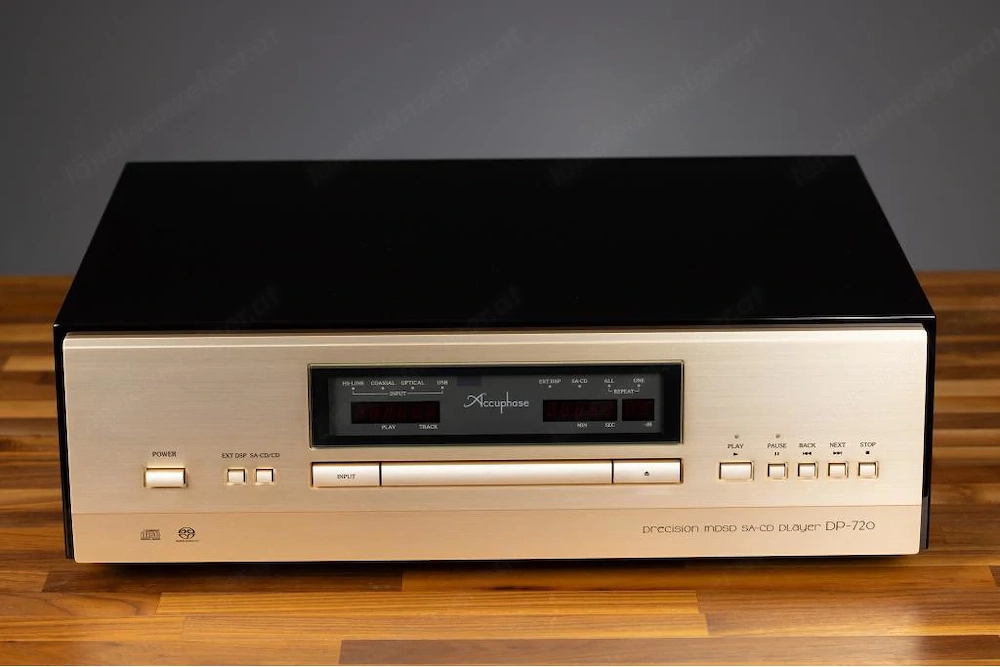 Accuphase DP 720