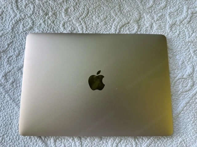 Apple MacBook Retina 12 Zoll in Rosé Gold