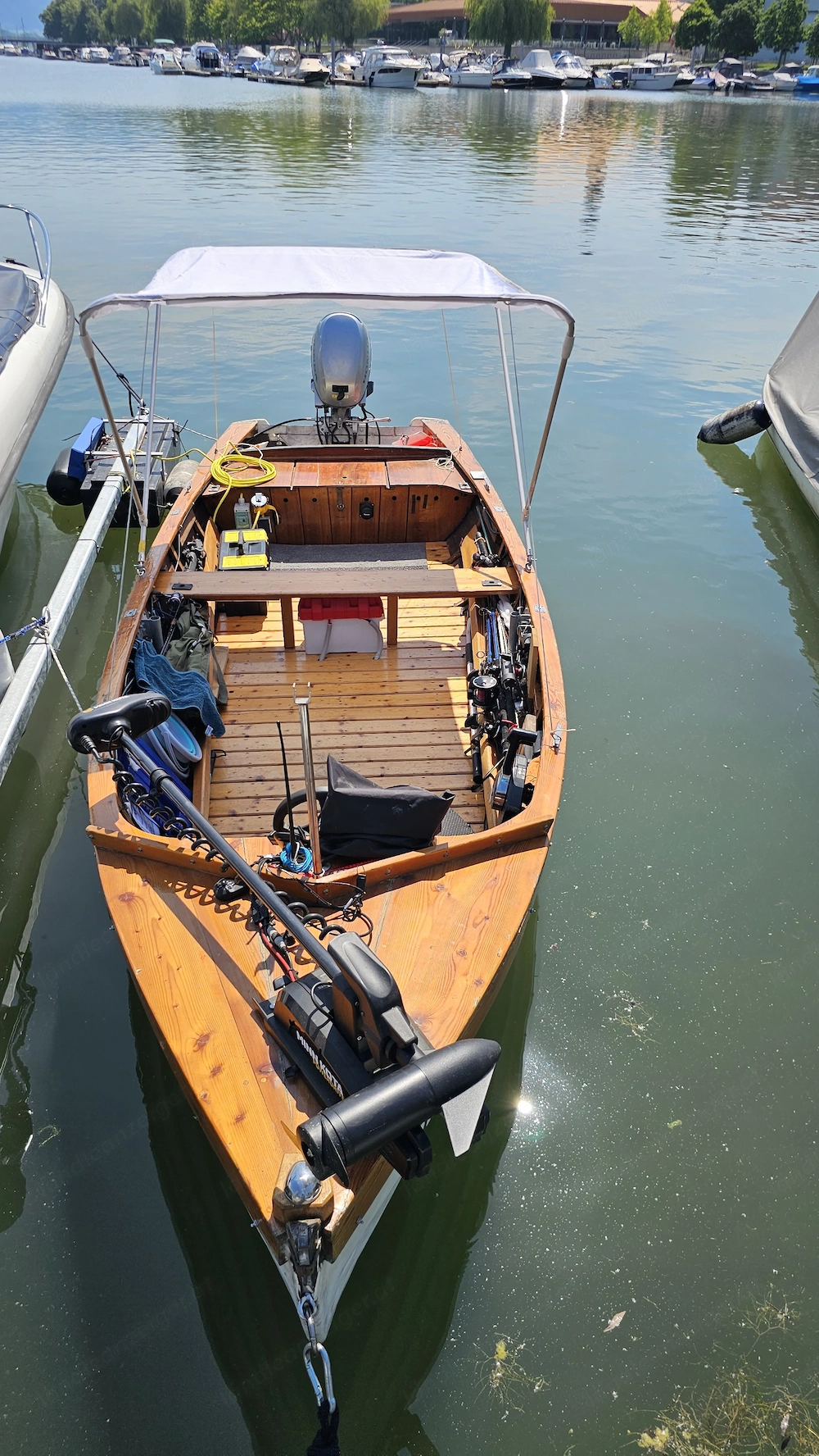 Fischer- und Badeboot