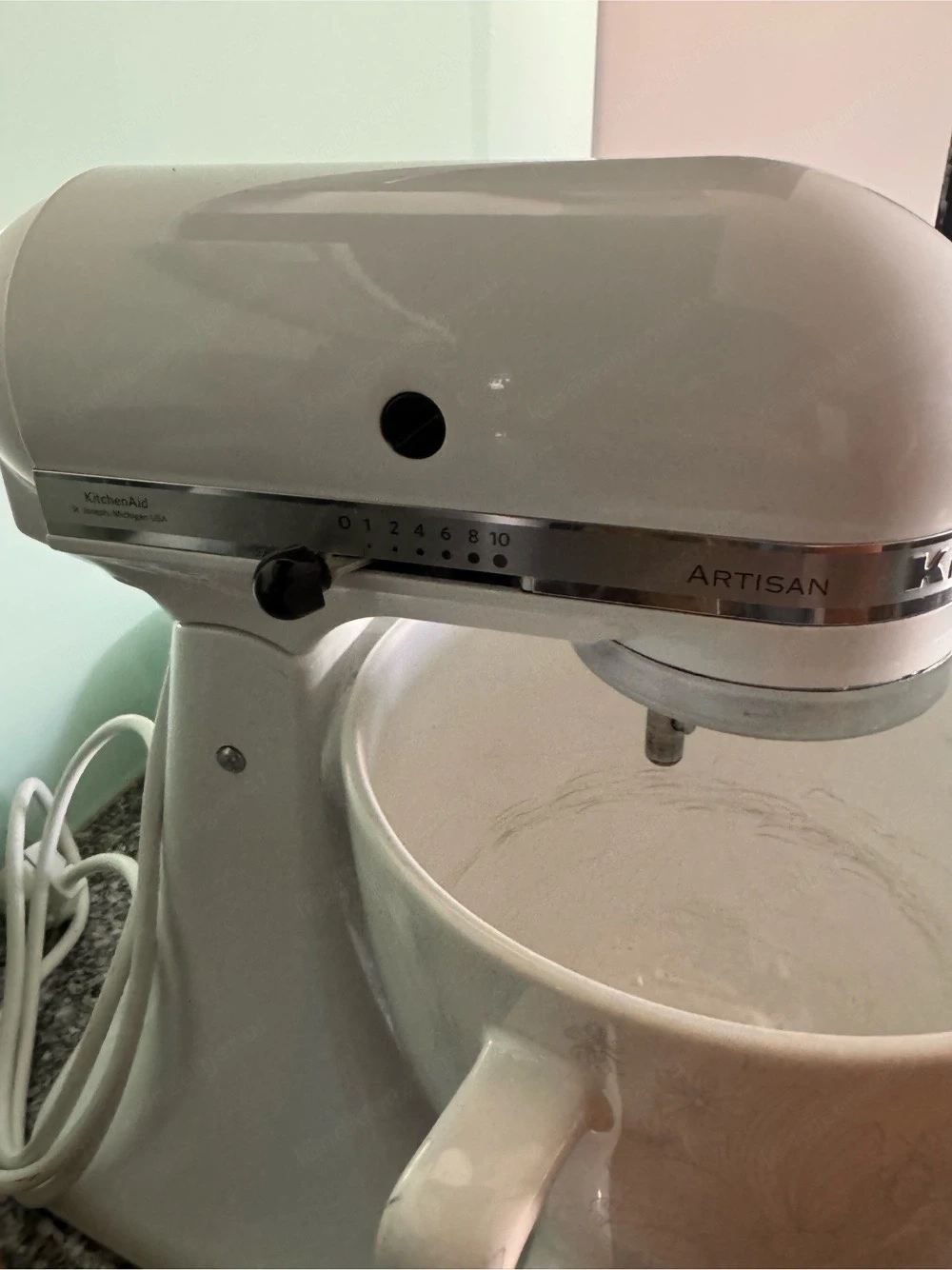 KitchenAid Artisan Küchenmaschine 4,8 l + Keramikschüssel + Fleischwolf