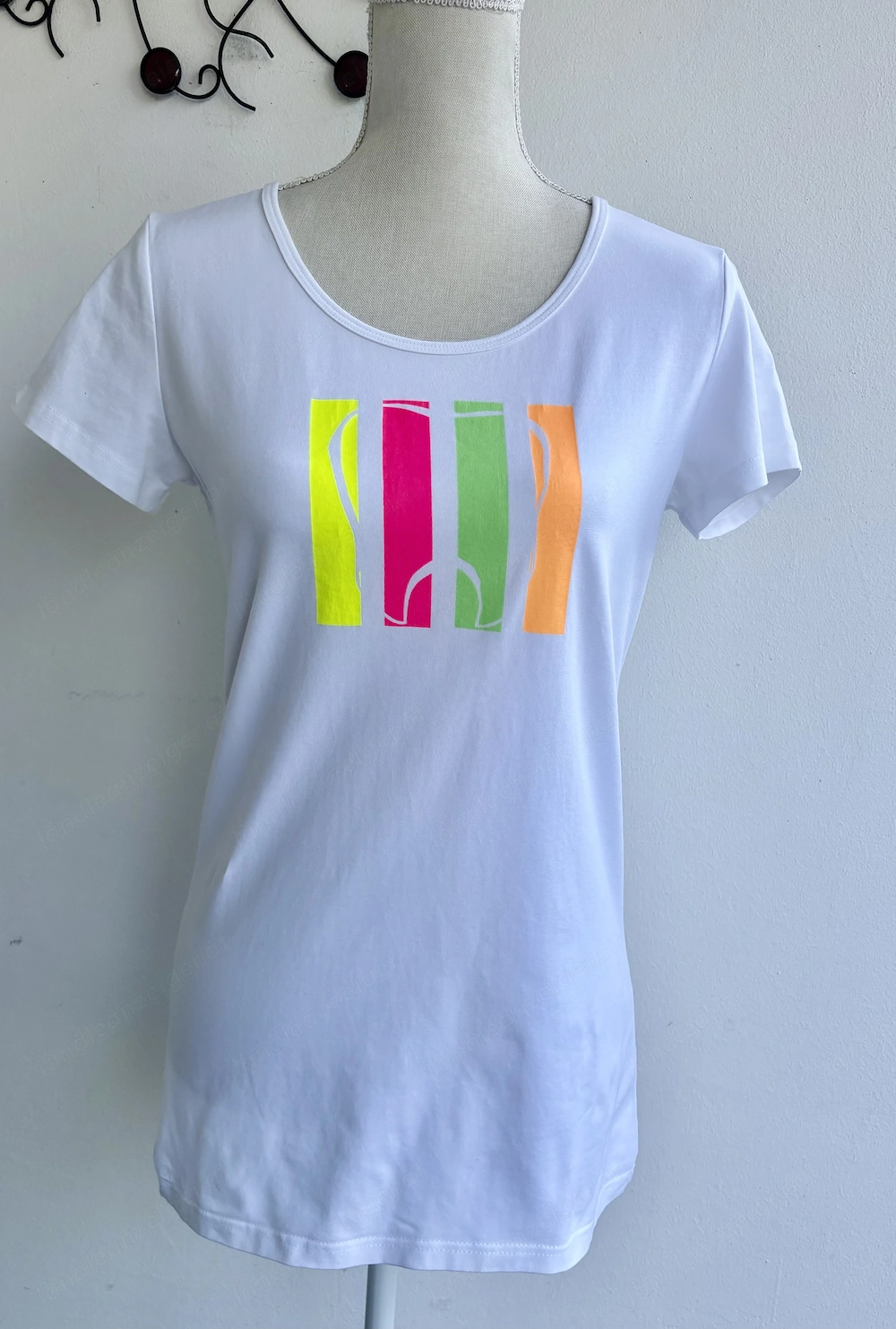 Weißes Damen Shirt mit Druck von 7days