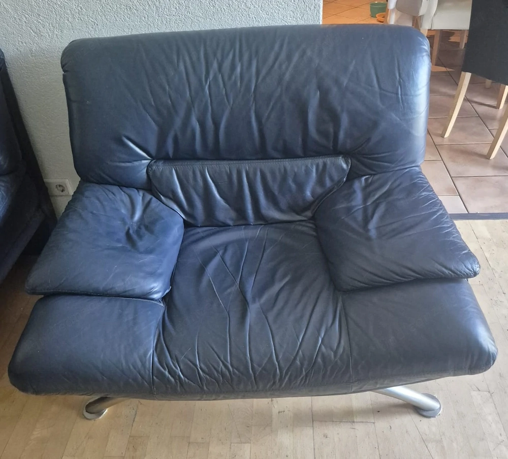 Marineblaue Ledercouch zu verkaufen