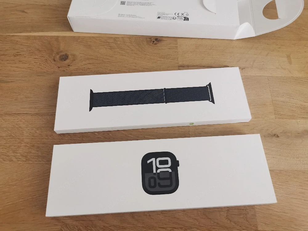 Apple Watch Series 10 (Cellular, GPS) 42mm Aluminium diamantschwarz mit Sport Loop Tinte