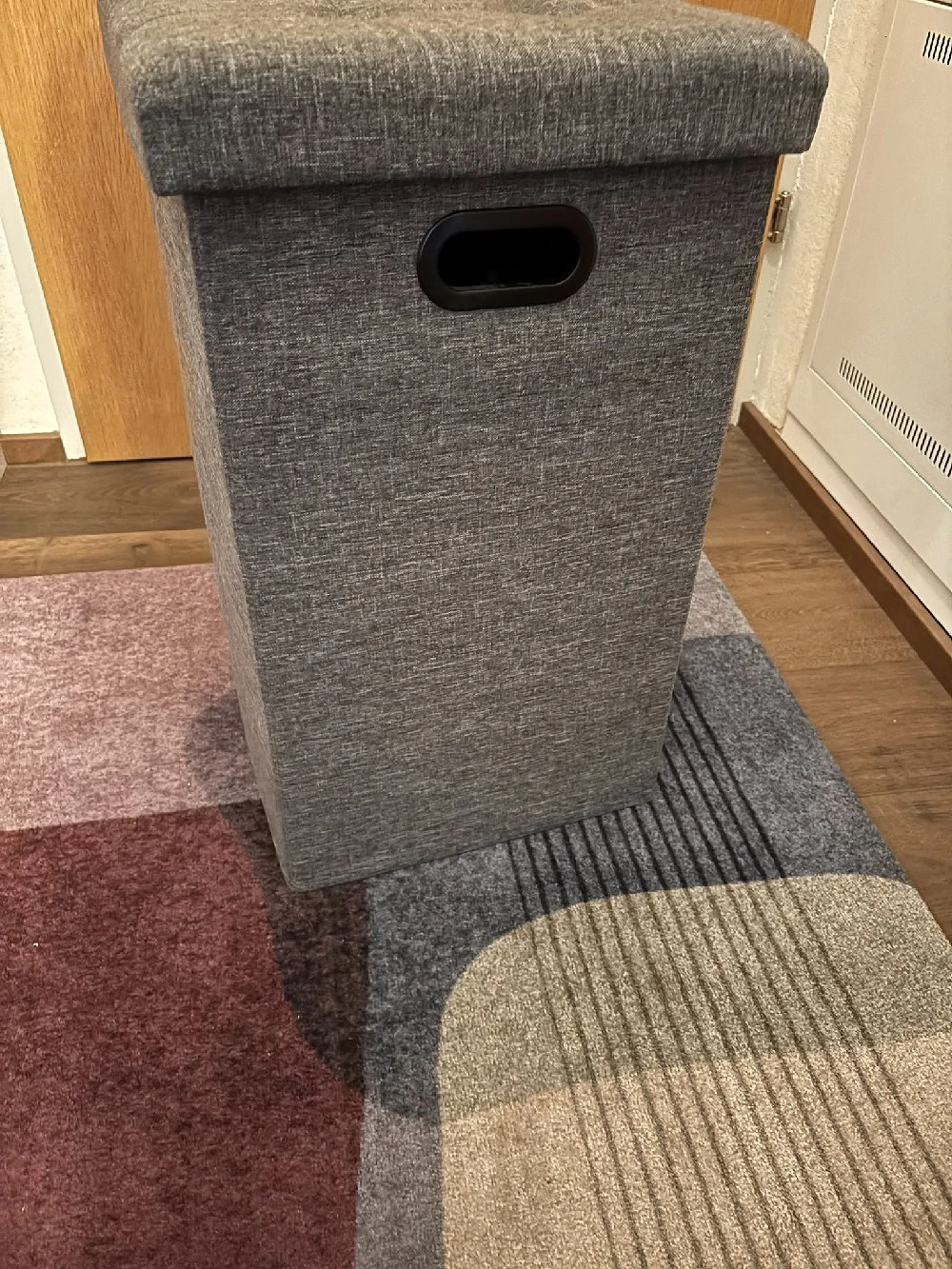 2 Hocker mit Stauraum