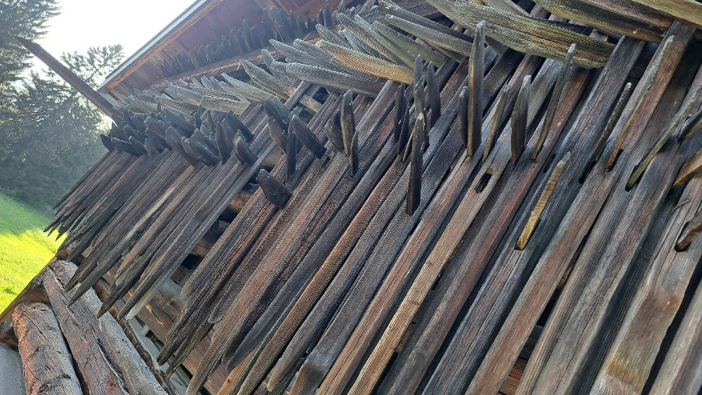 Alte "Henzen" für Dekoration 
