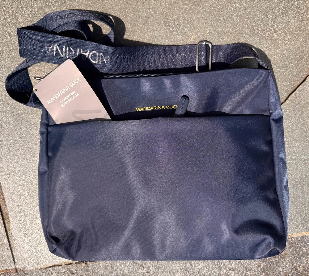 Schultertasche von Mandarina Duck