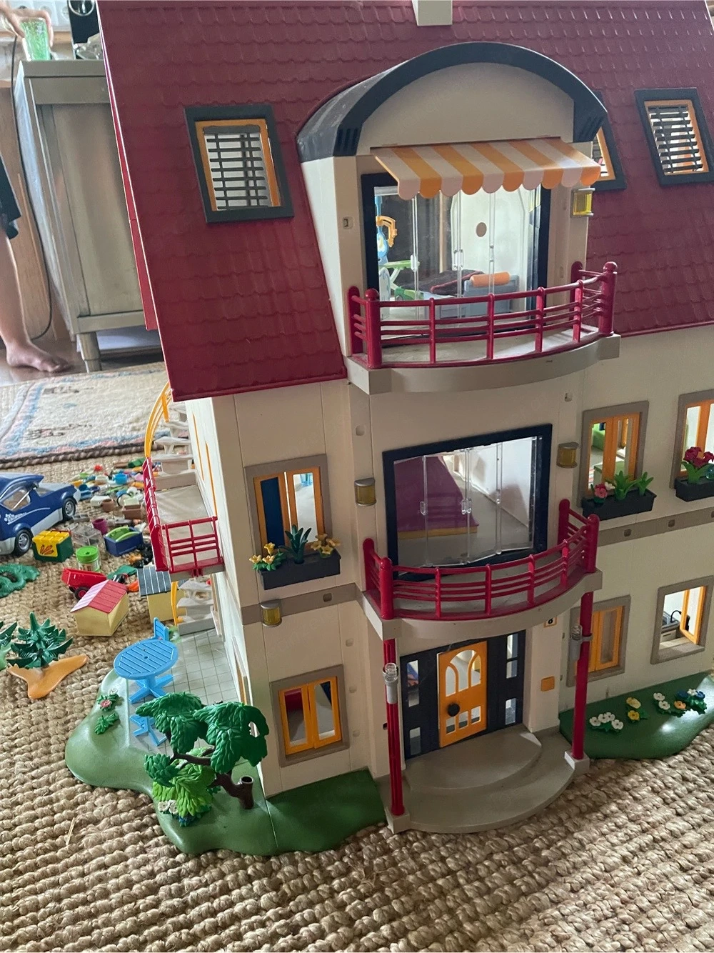 Playmobil City Life Haus (4279) mit umfassend Ausstattung 