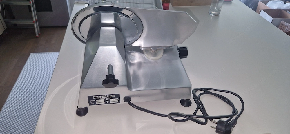 Aufschnittmaschine Toperczer 200, 150 mm Schnittbreite, bis 14mm Schnittstärke