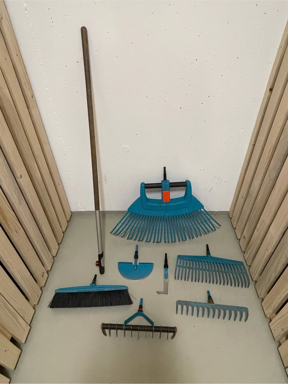 Gardena combisystem Set 8-teilig mit Holzstiel