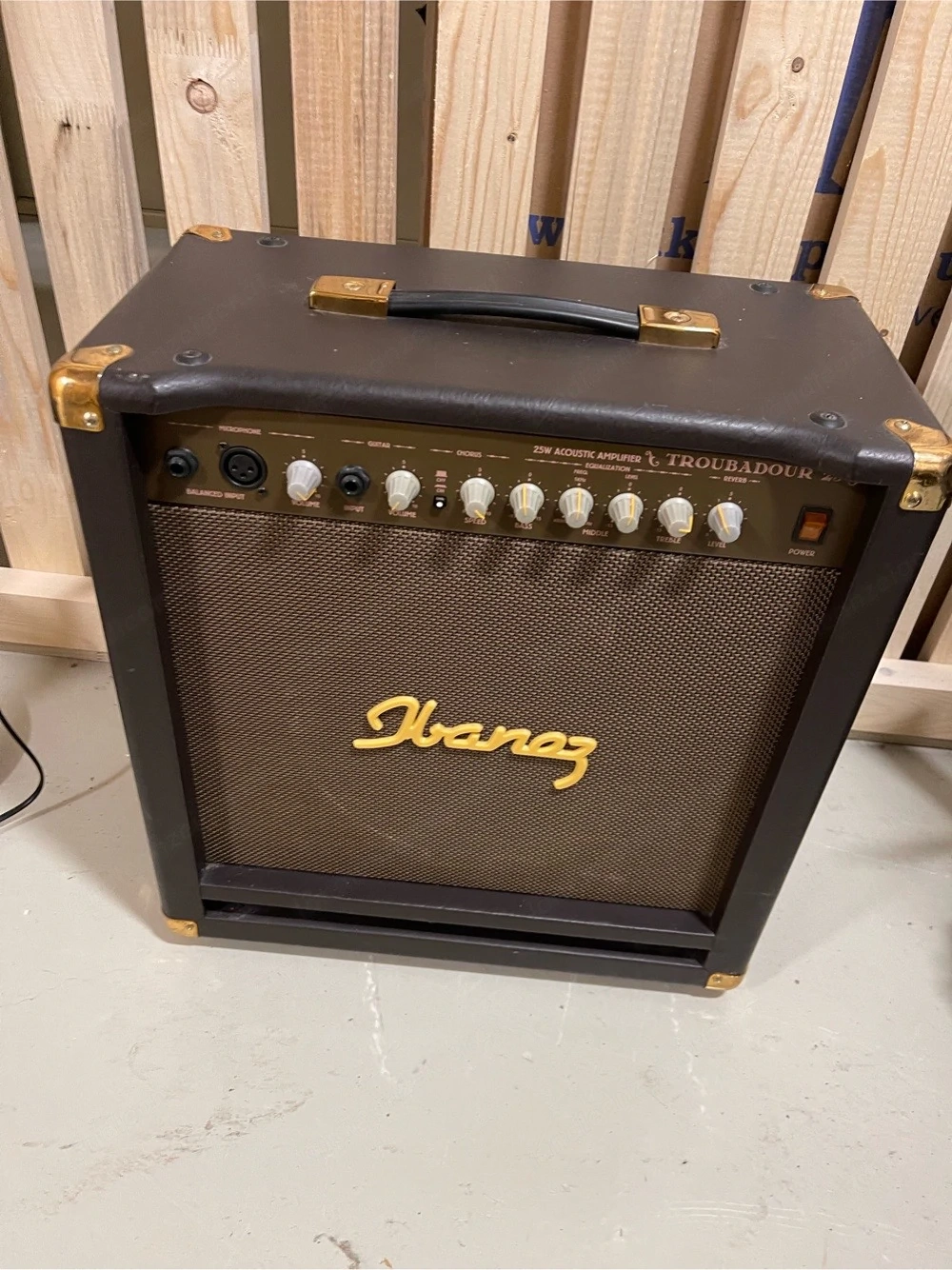 Ibanez Troubadour T25 Akustikgitarren-Verstärker   25 Watt