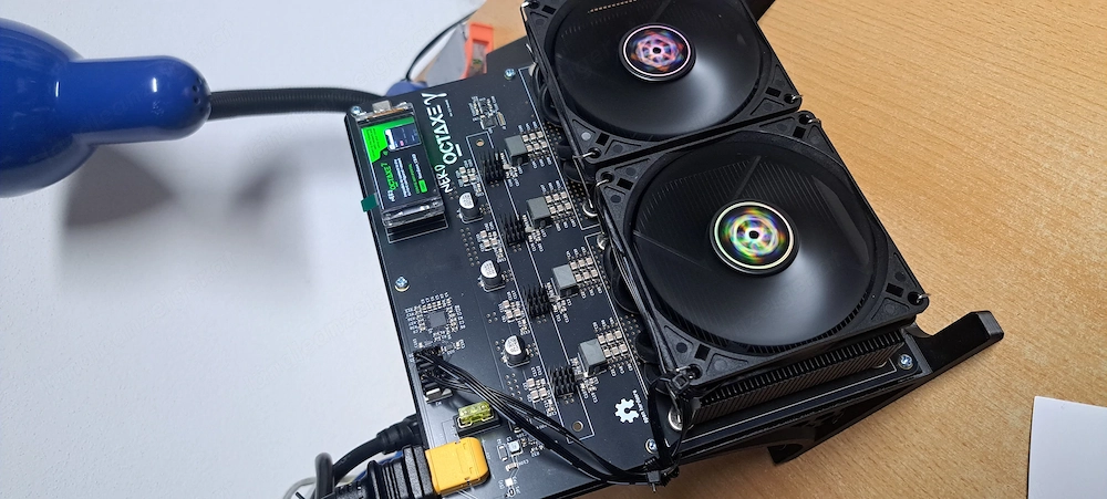 NerdOCTaxe 9.6T Bitcoin Solo Miner - neu, EU-Stecker, sofort verfügbar