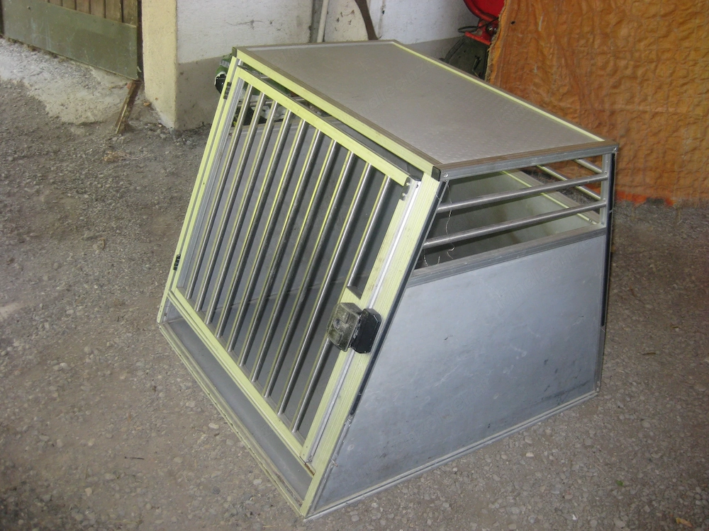 Hundebox  gut erhalten