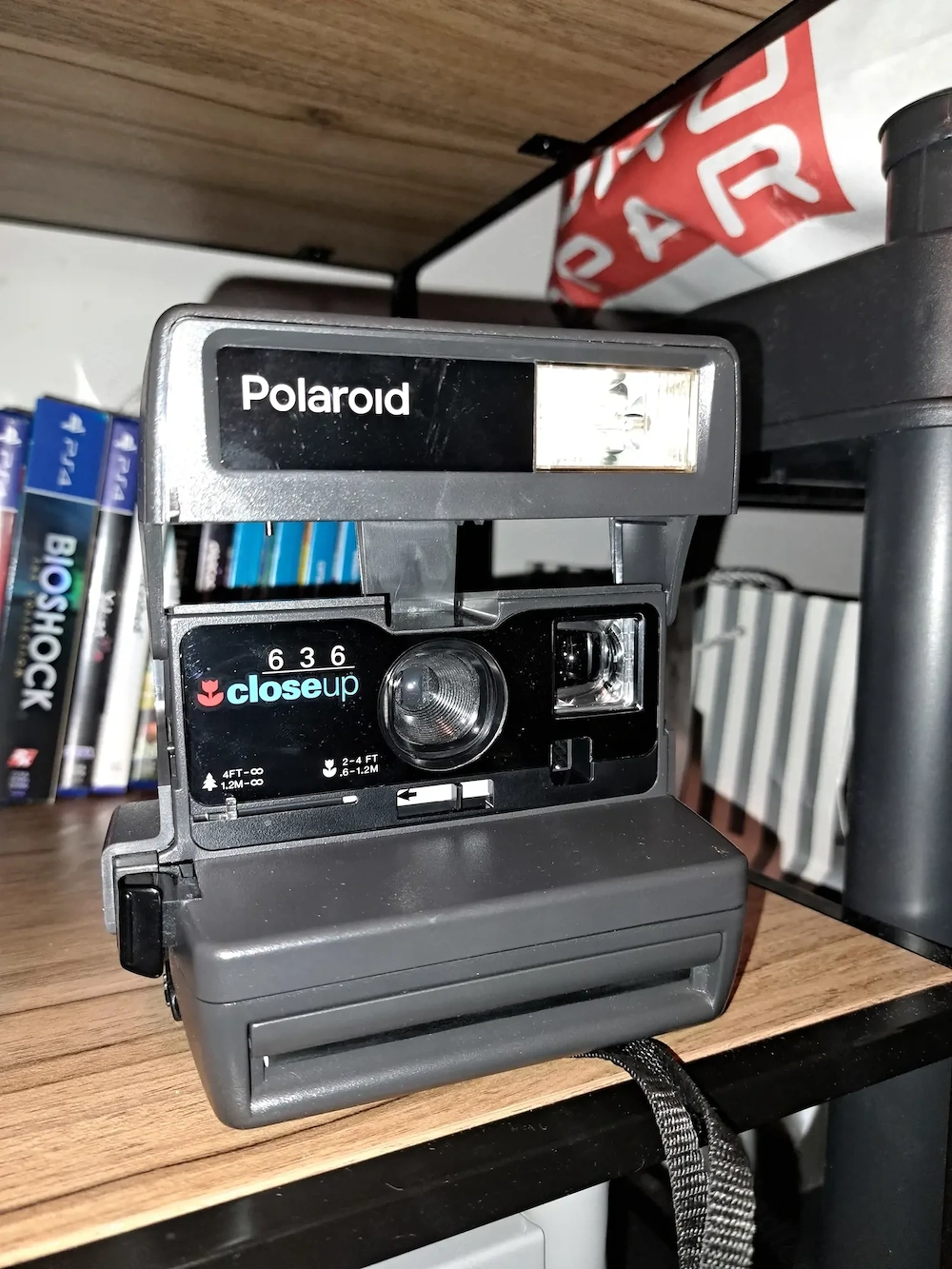 Polaroid 636 Closeup Sofortbildkamera Set mit Jeans-Tasche, Anleitung & Color 600 Film   Getestet