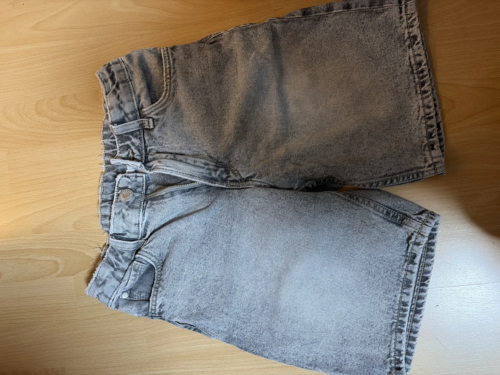 Kurze Hose