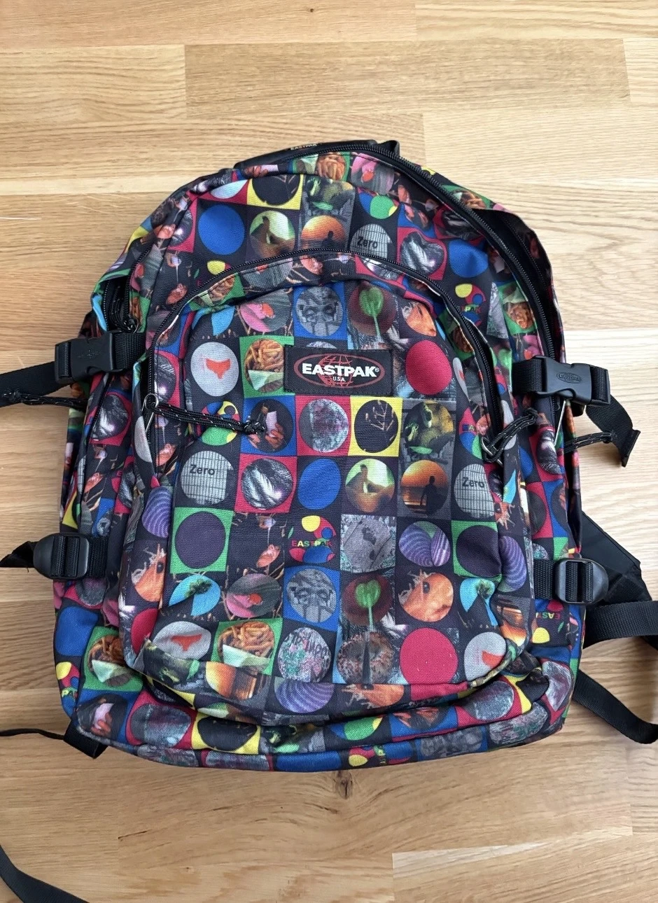 Eastpack Rucksack Schulrucksack bunt