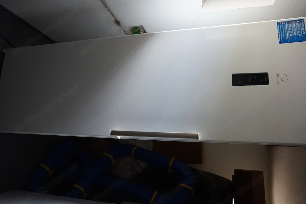großer Gefrierschrank neuwertig!