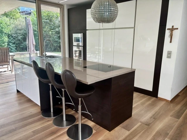 Exklusive SieMatic Designküche mit Gaggenau-Geräten   Neupreis   55.000