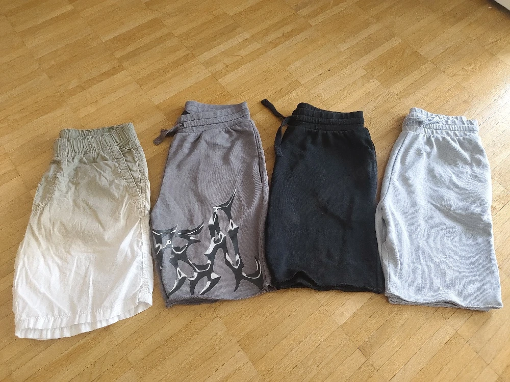 kurze Hosen 