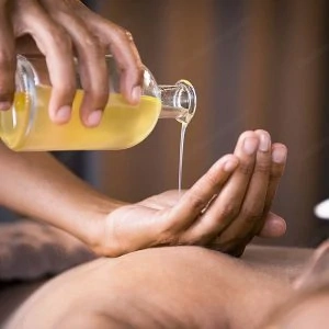 Erotische Massage von einer netten Dame 