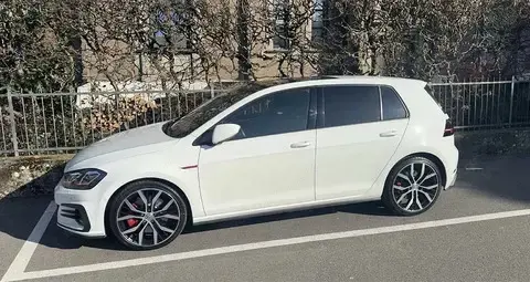 Volkswagen Golf GTI Performance 2,0 TSI DSG