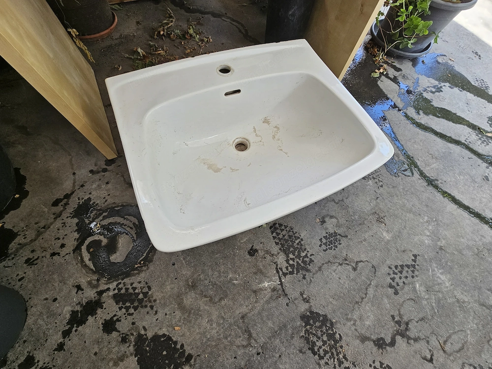 Keramik Waschbecken