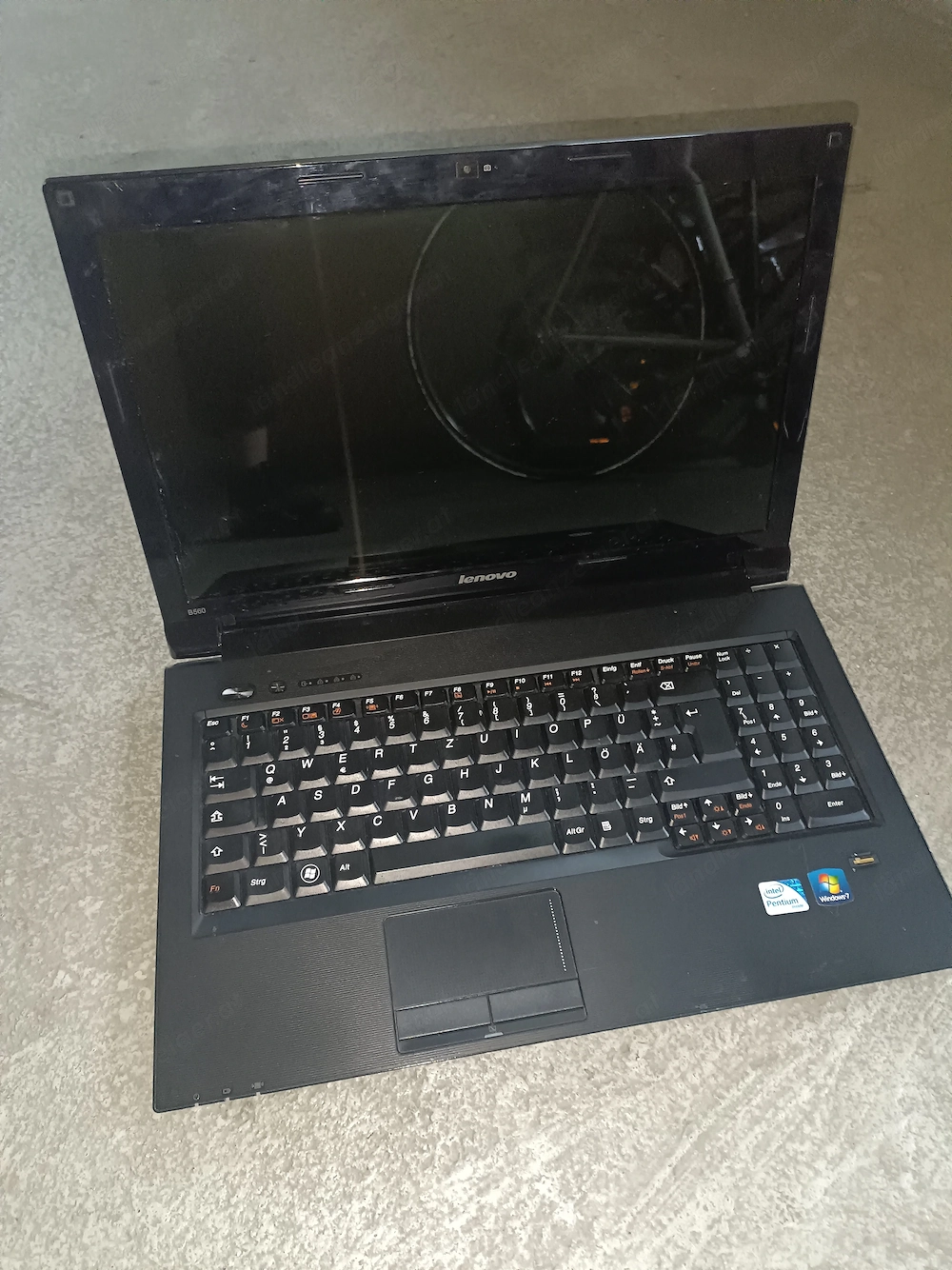 Laptop für Bastler ohne Kabel funktioniert 