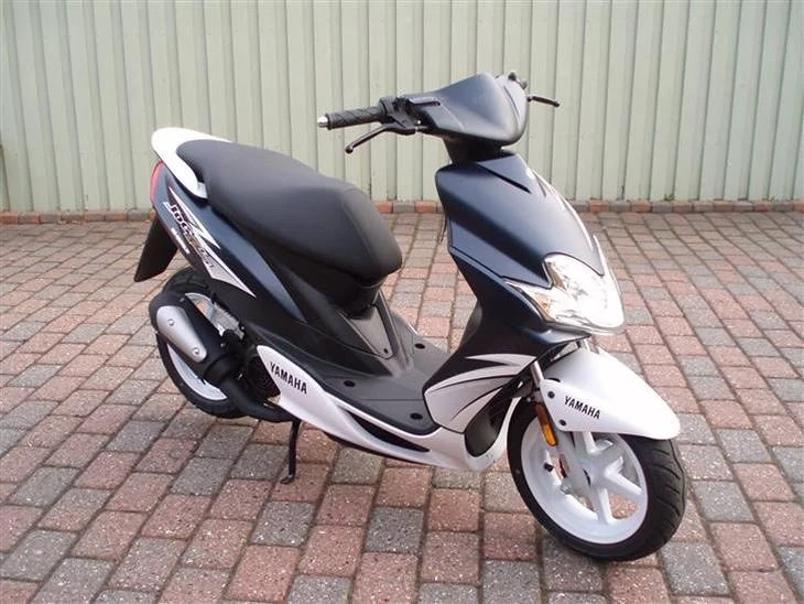 Suche Roller   Moped 50cc   Kaufe sofort!
