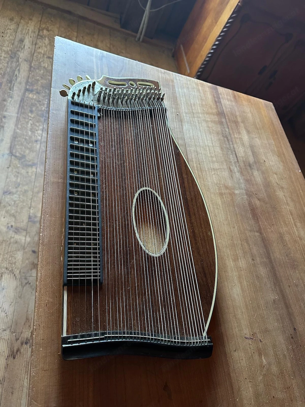 Zither zu verschenken 