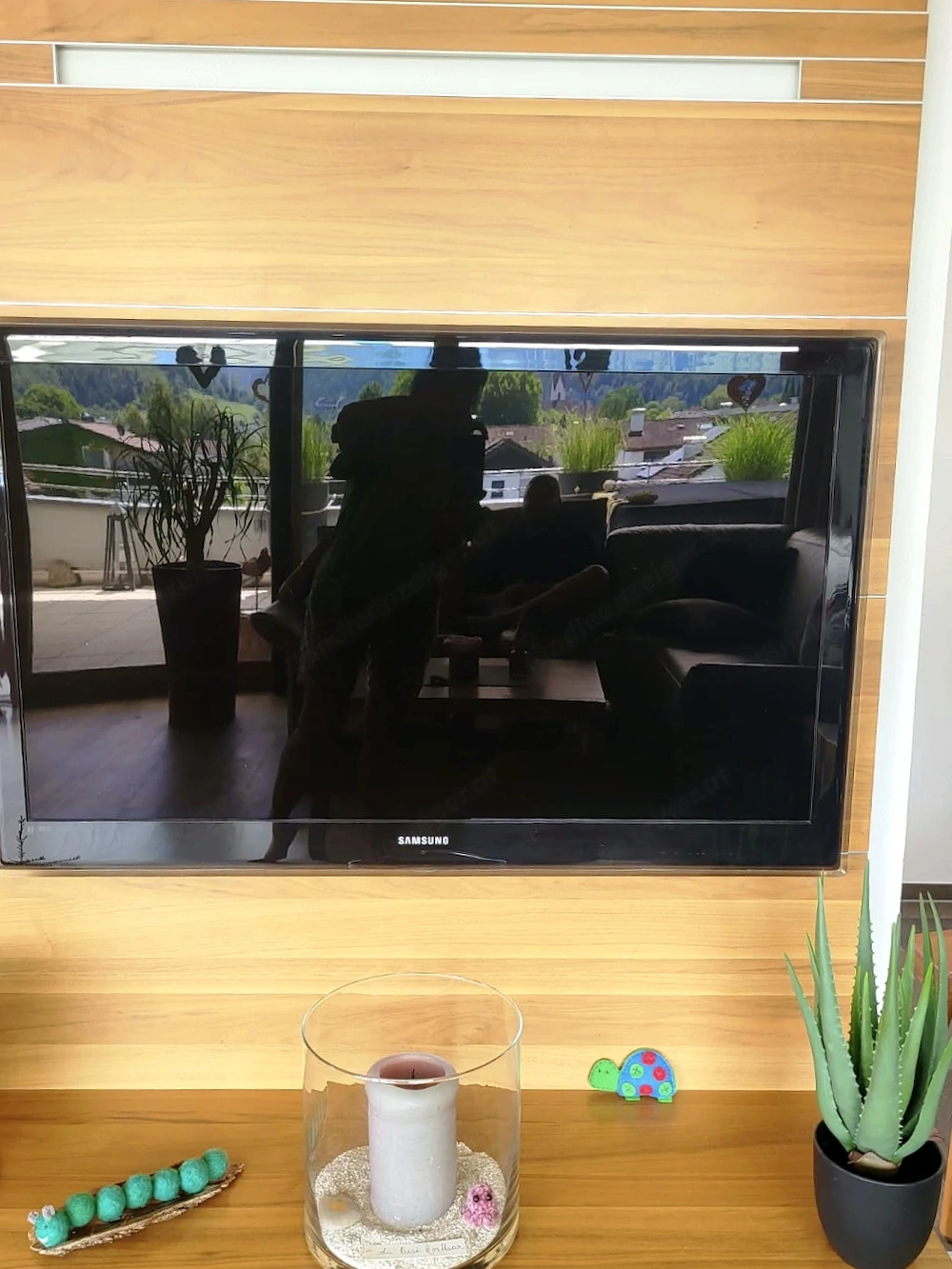 Verschenke Samsung Fernseher 