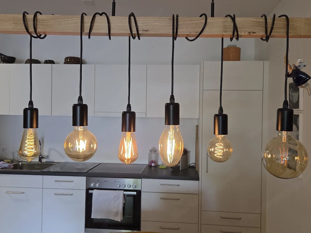 Lampe (Esszimmer)