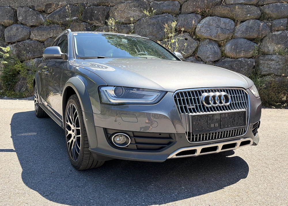 Audi A4 B8 allroad quattro facelift 