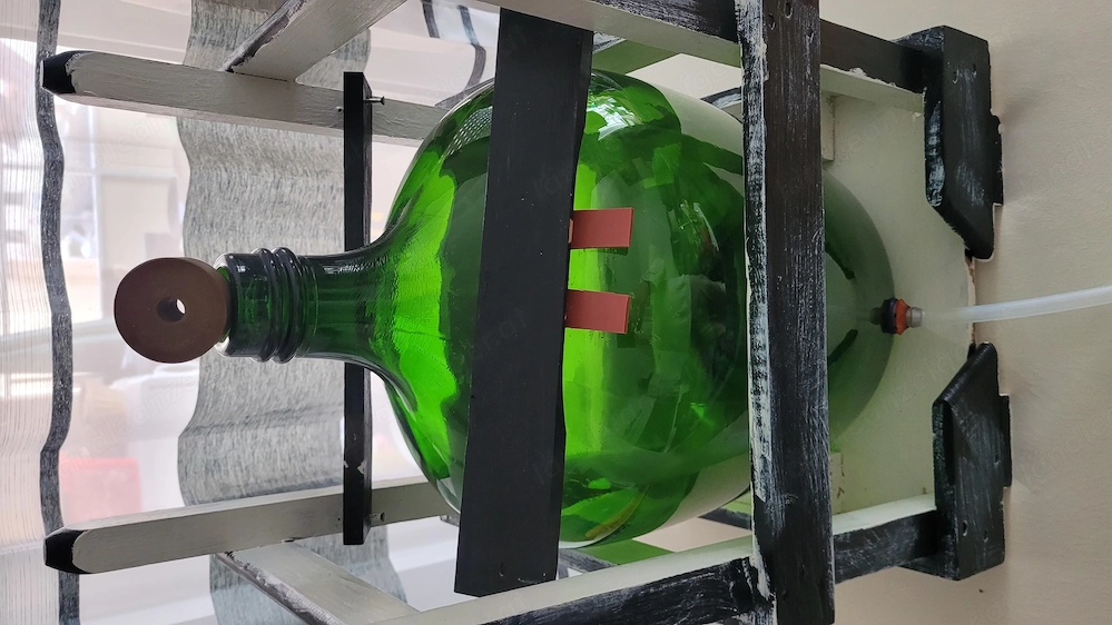 Glasbalon grün ........