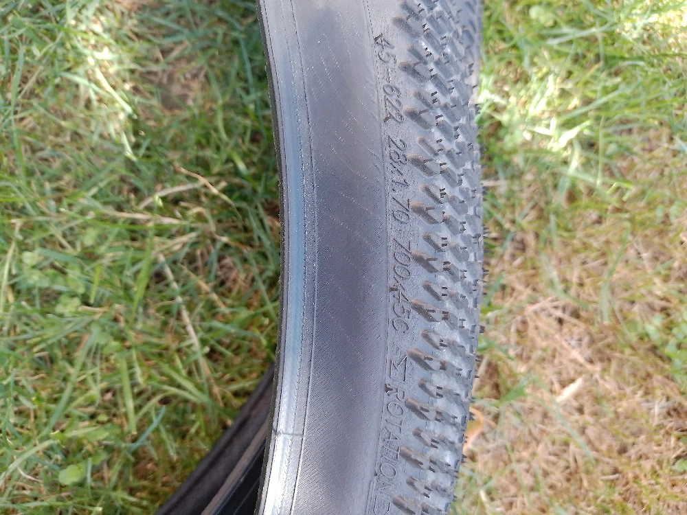 Fahrradreifen Gravel 28 Zoll neuwertig 