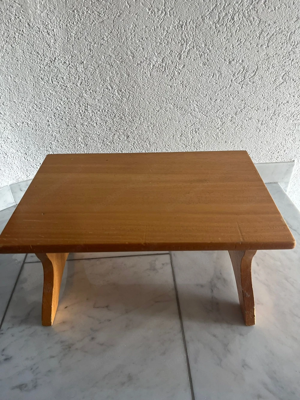 Schemel aus Holz
