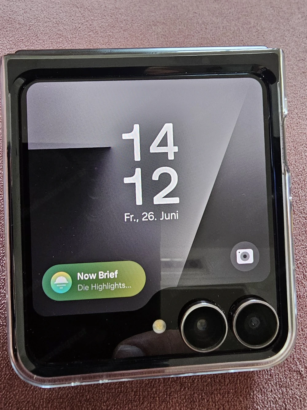 Samsung galaxy Z Flip 7Fee 