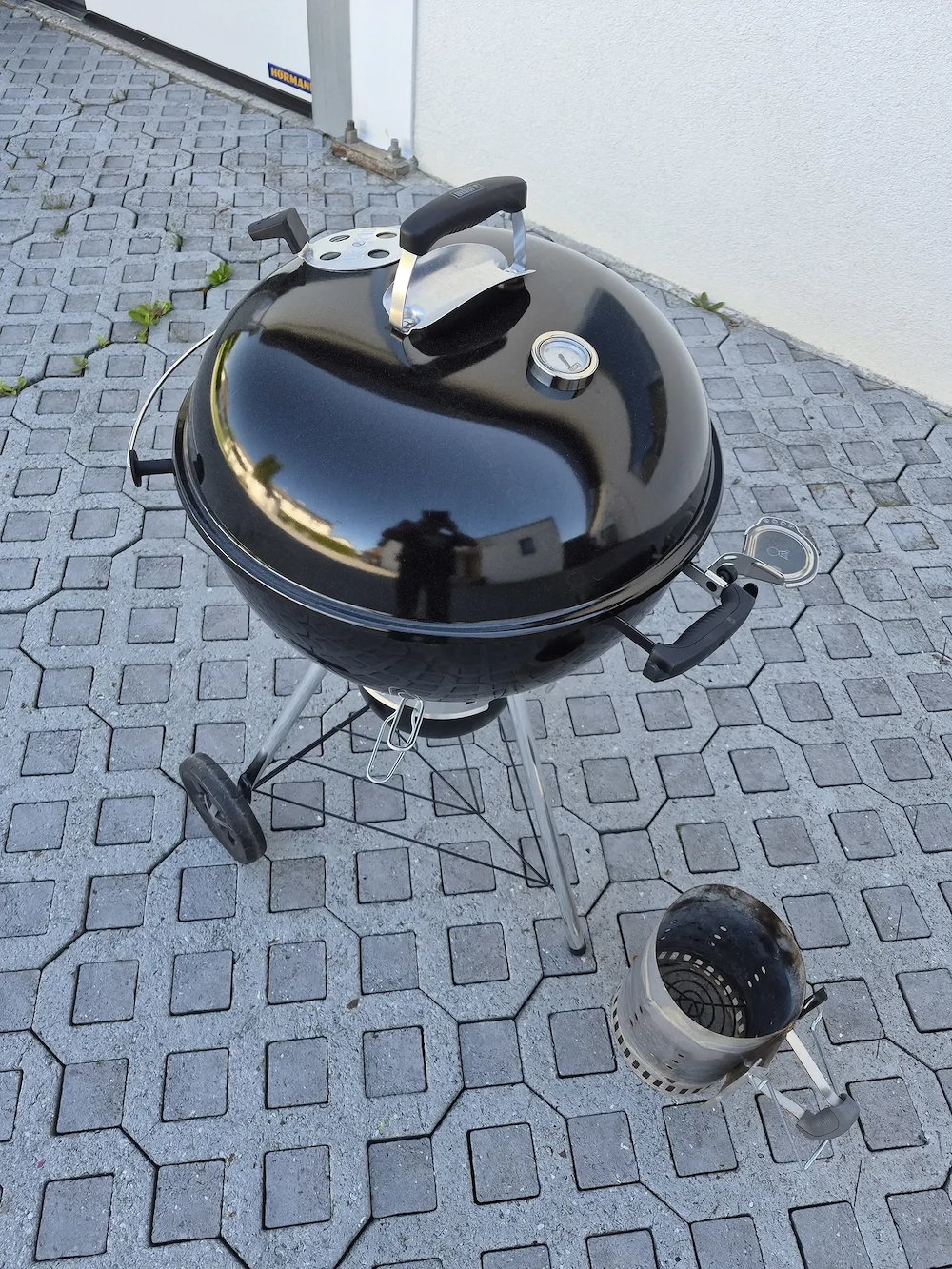 Weber Holzkohlegrill