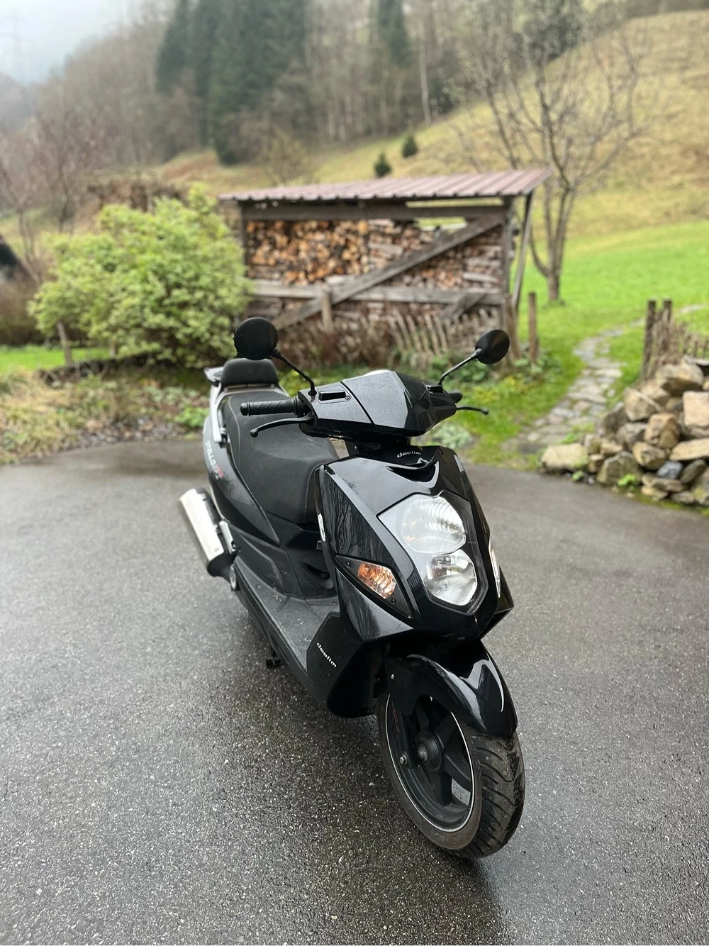 Daelim SL125R Otello