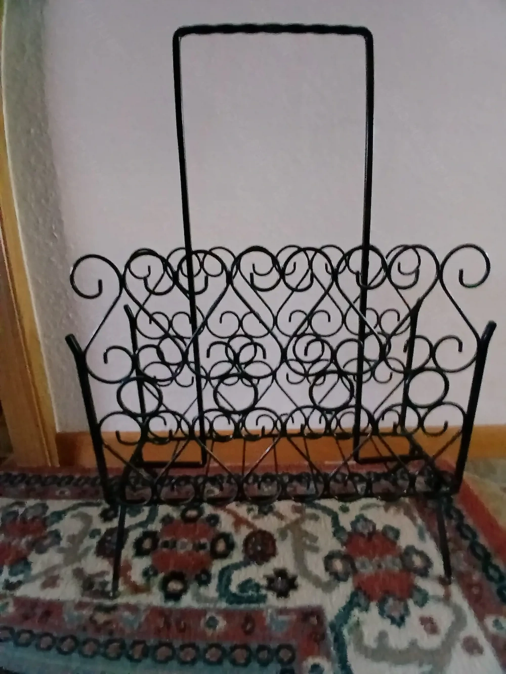 Zeitungsständer Schmiedeeisen