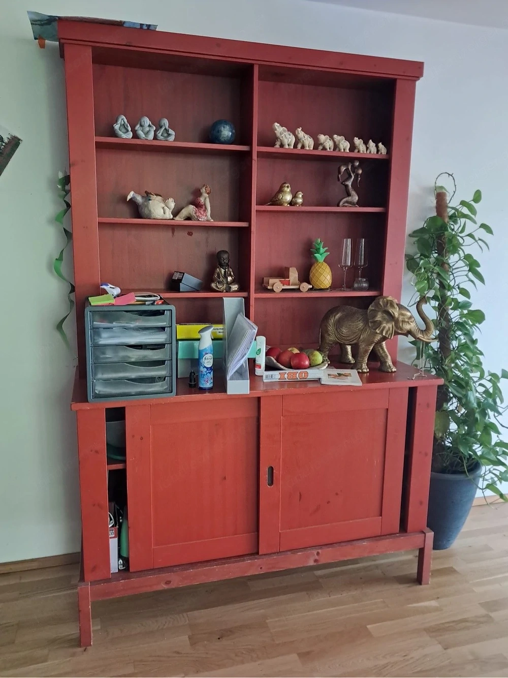 Antiker schrank 