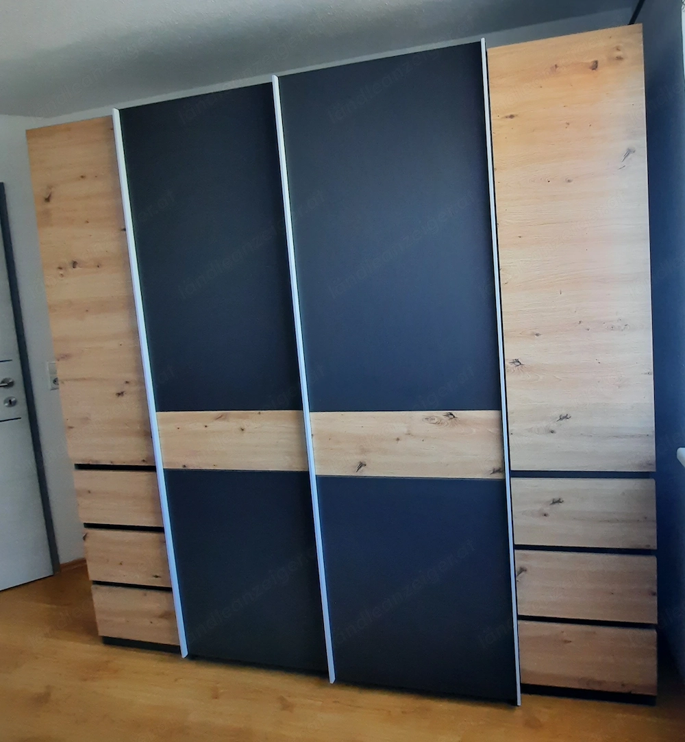 Kleiderschrank mit 2 Dreh- und Schwebetüren und 6 Schubladen 