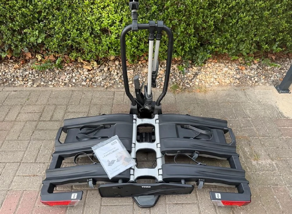 Thule Easyfold XT3 934 Fahrradträger für 3 Fahrräder E-Bikes