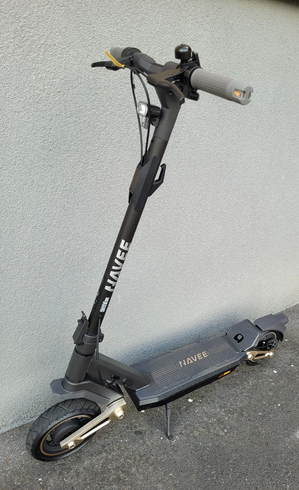 E-Scooter   E-Roller   NAVEE ST3 Pro E-Scooter EU-Version 25 km  h - fast neu