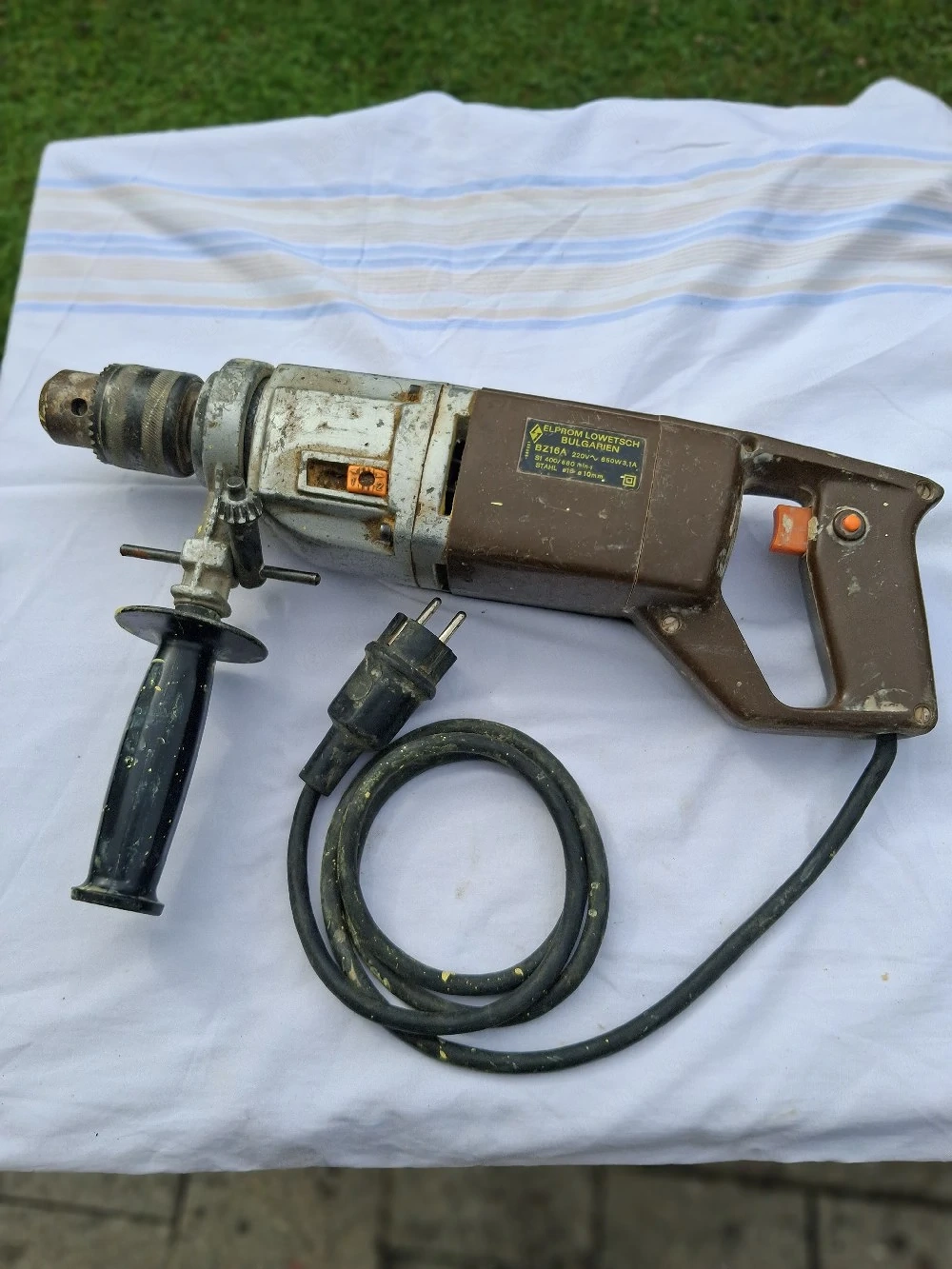 Große Bohrmaschine 