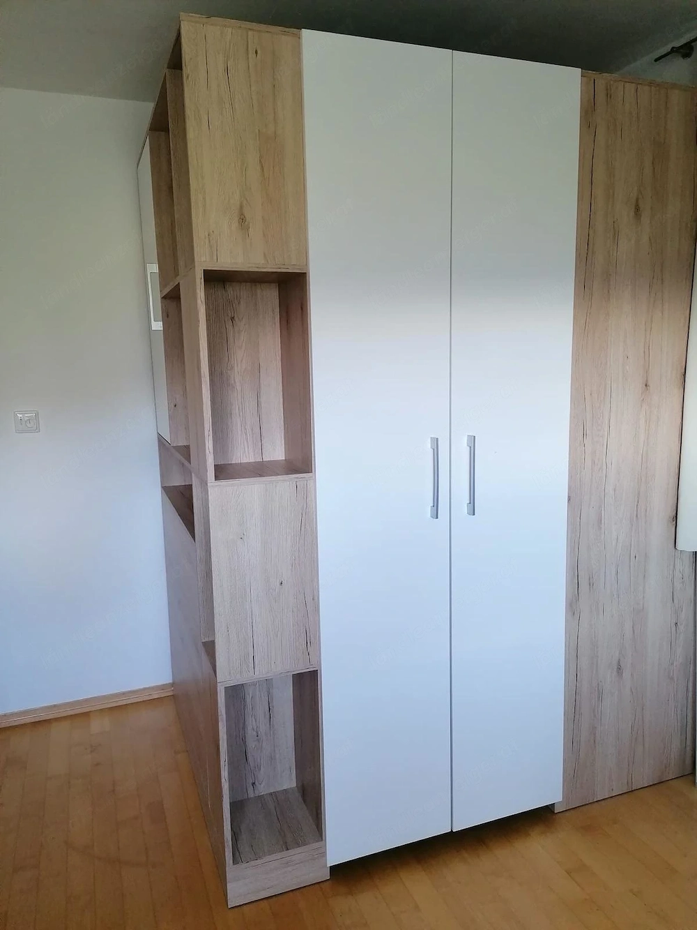 Begehbarer Kleiderschrank
