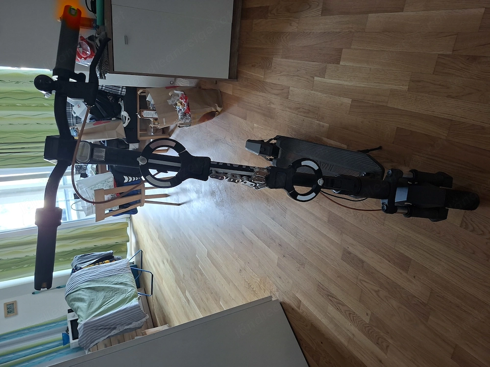 Verkaufe E scooter der marke navee gt3