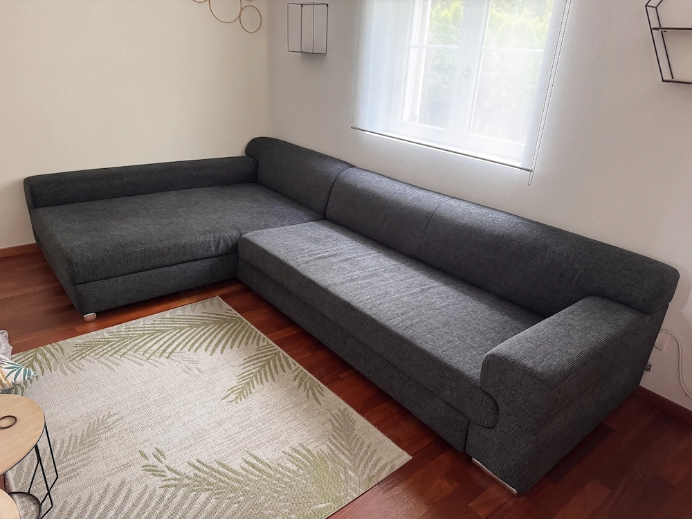 Marken-Couch, Stoff anthrazit, ausziehbar sehr günstig abzugeben!