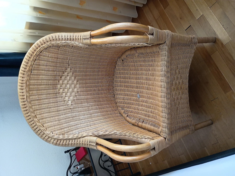 Rattanstühle 4 stück +1 Rattansessel